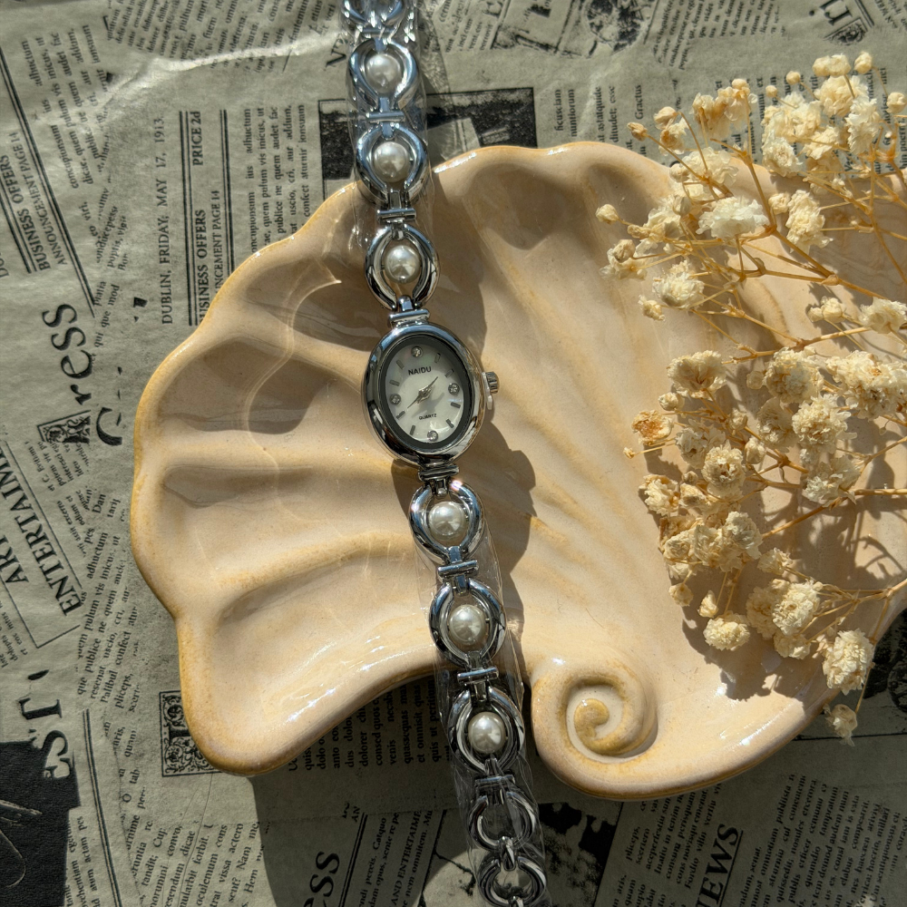 Silver Pearl Loop Watch