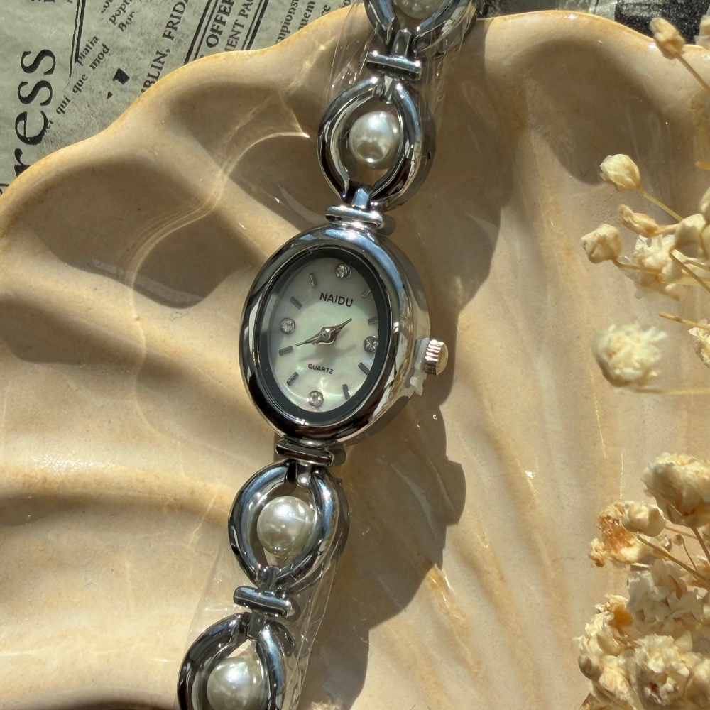 Silver Pearl Loop Watch