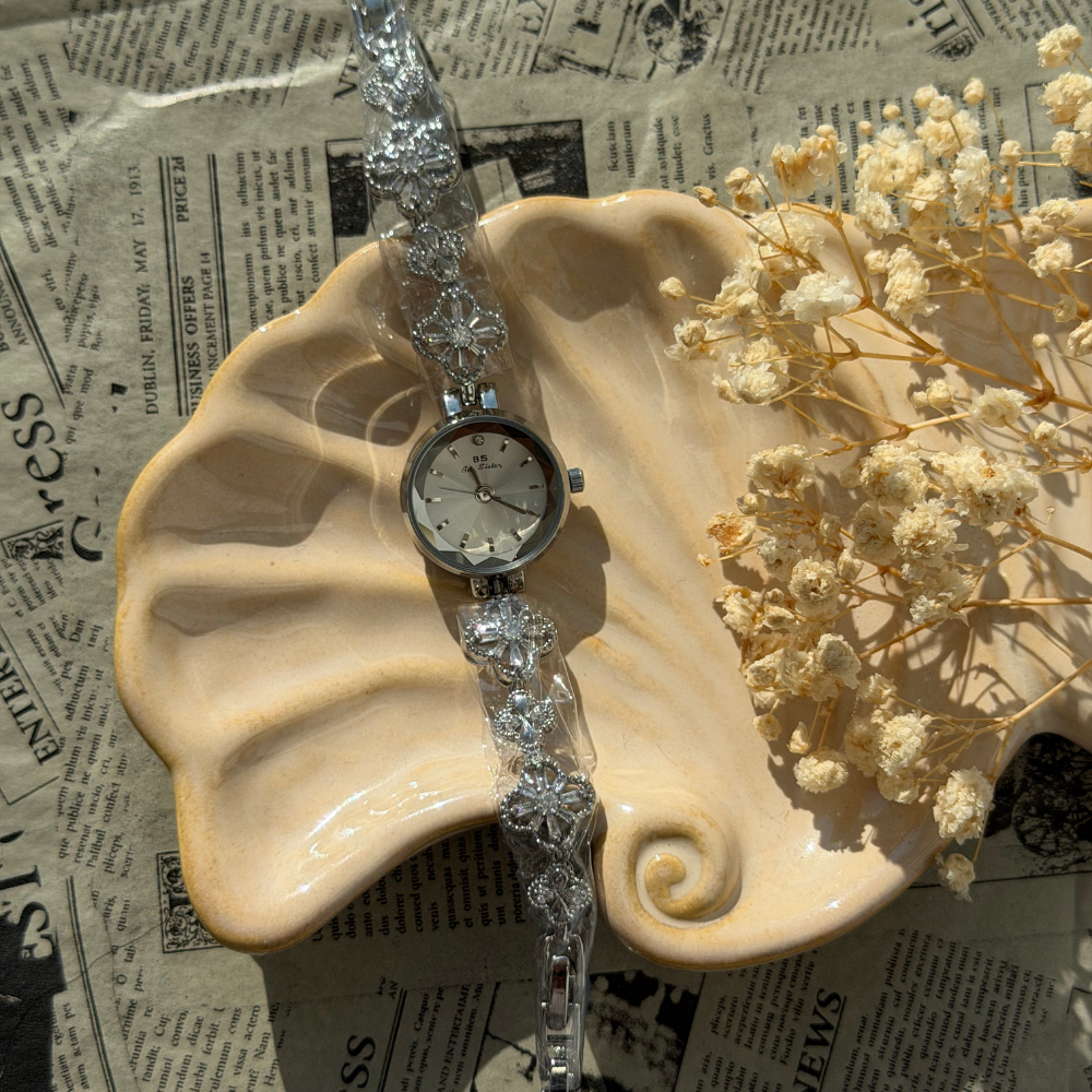 Silver Quatrefoil Watch