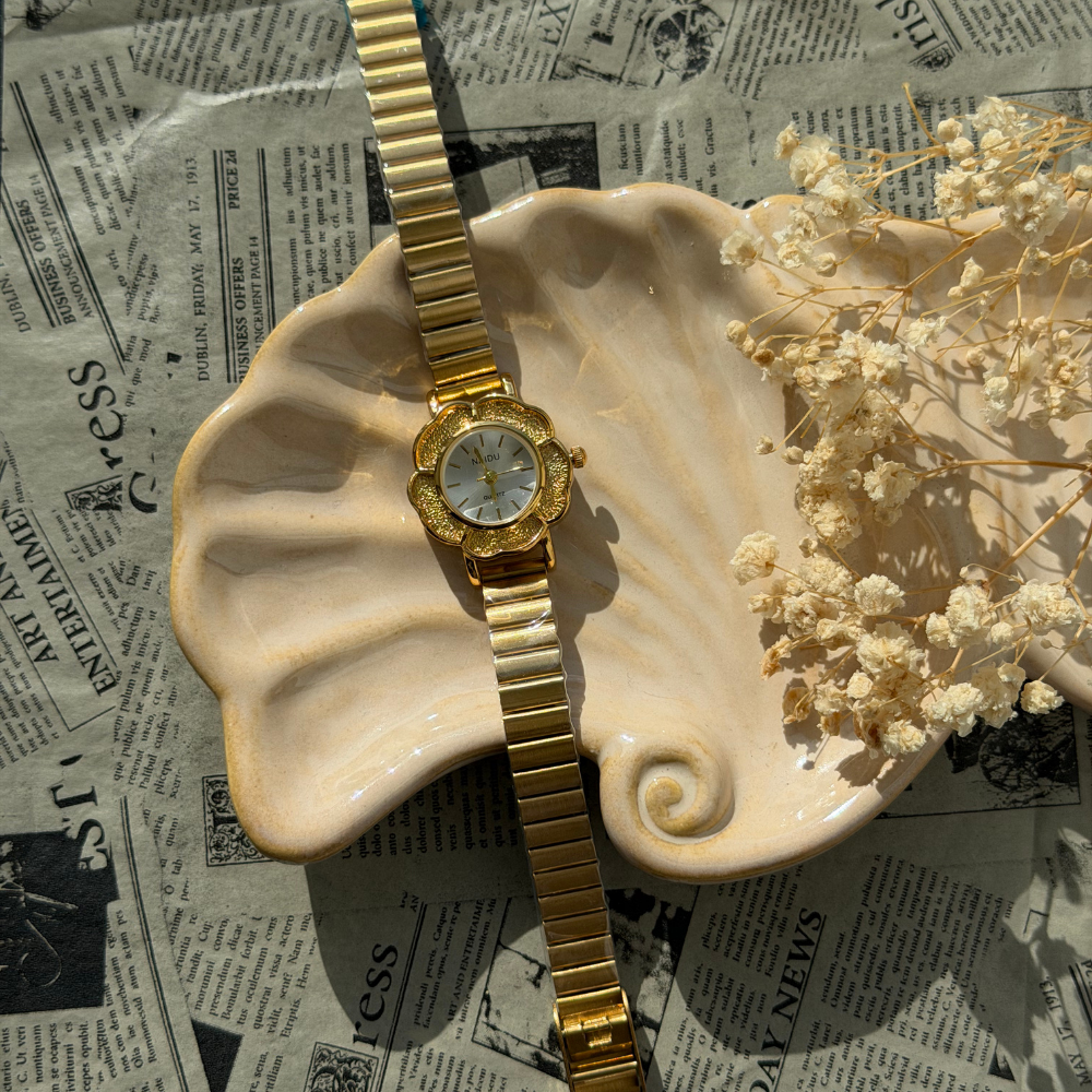 Gold Daisy Watch