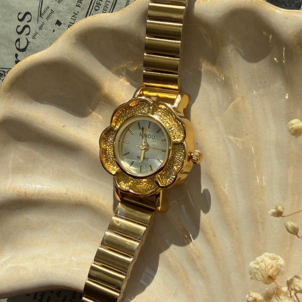 Gold Daisy Watch